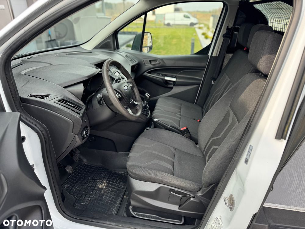 Ford Transit Connect - 13