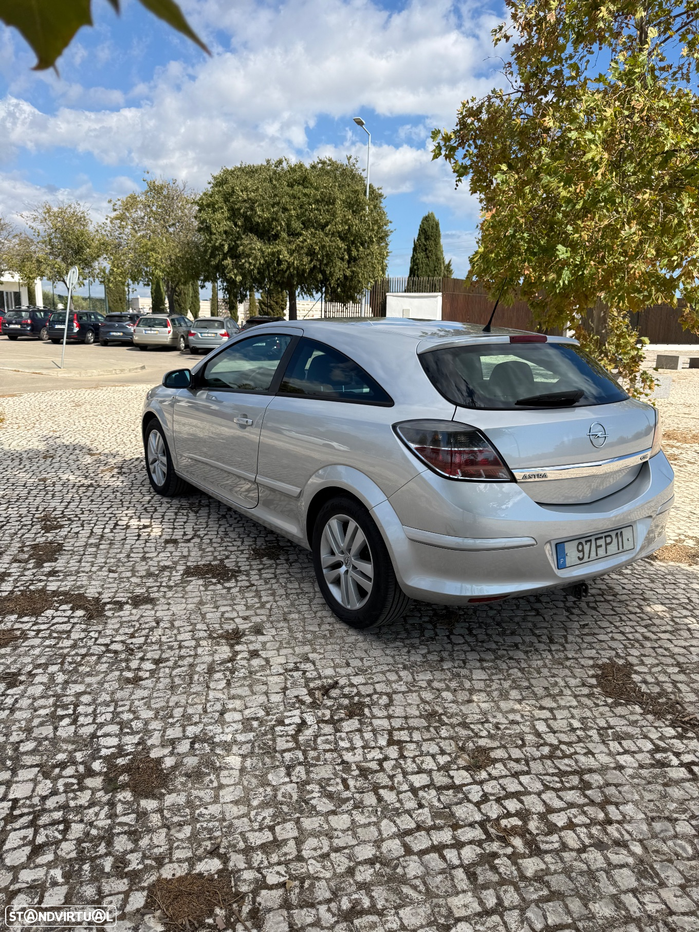 Opel Astra GTC 1.3 CDTi - 6