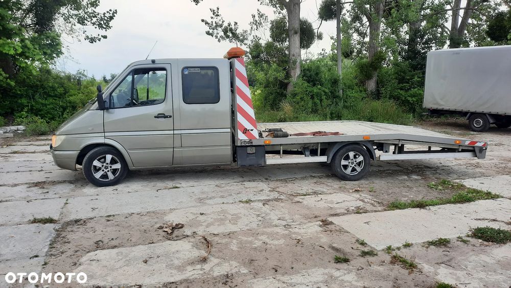 Mercedes-Benz Sprinter - 7