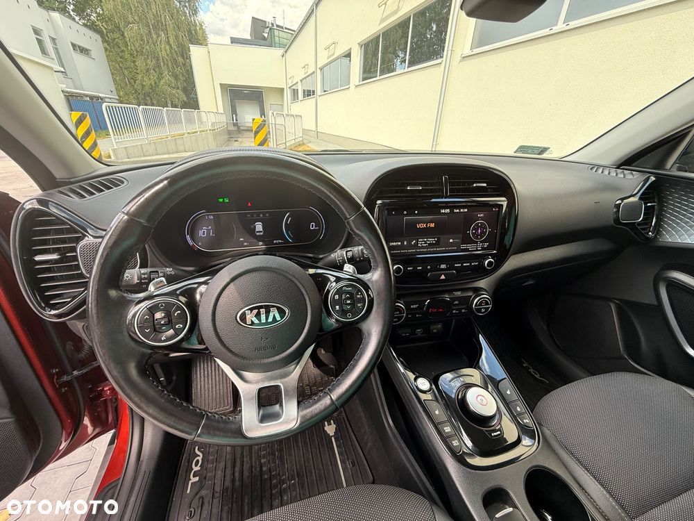 Kia Soul e-Soul 64kWh L - 25