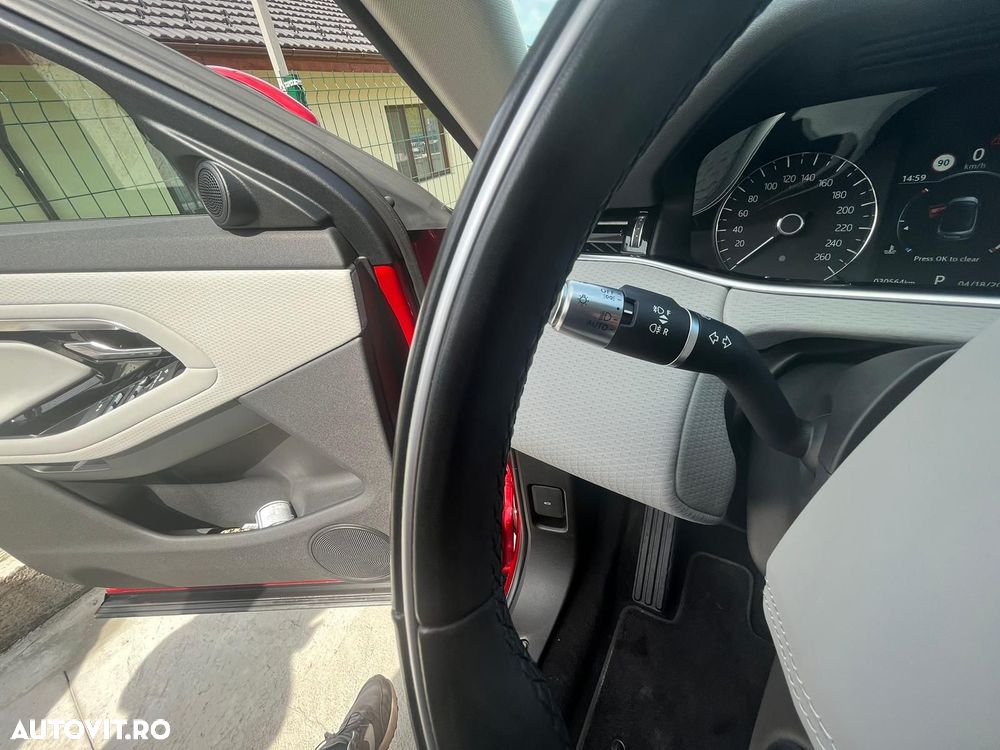 Land Rover Range Rover Evoque - 23