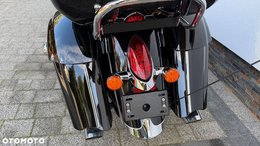Indian Roadmaster - 10