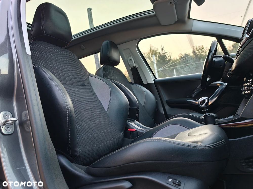 Peugeot 2008 - 24
