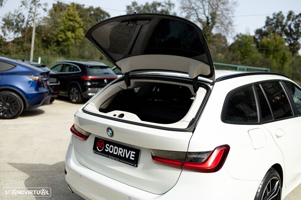 BMW 320 d Aut. Sport Line - 30