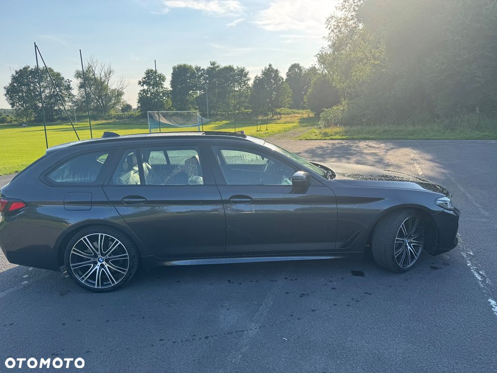 BMW Seria 5 530d xDrive mHEV M Sport sport - 3