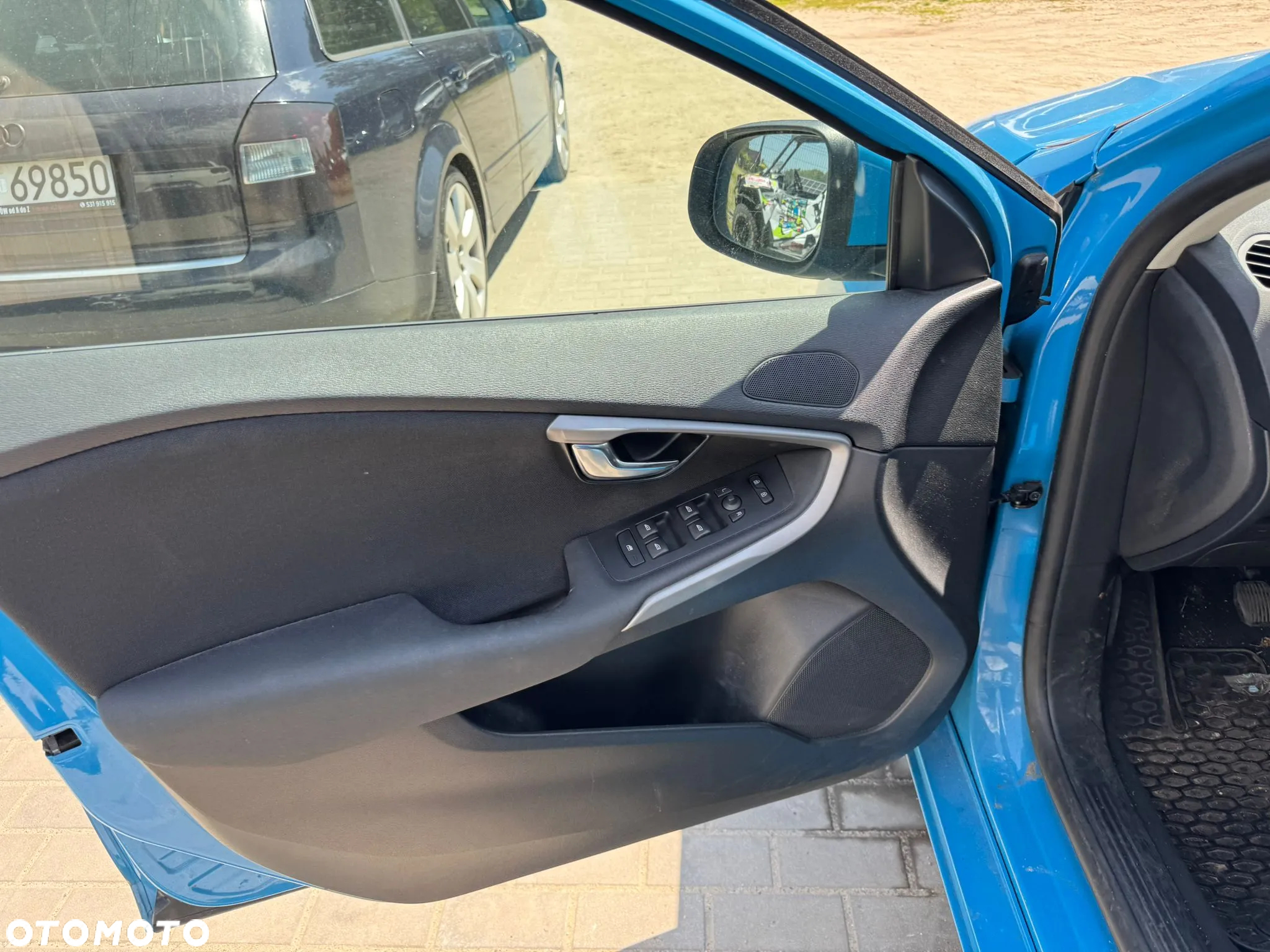 Volvo V40 D2 - 13
