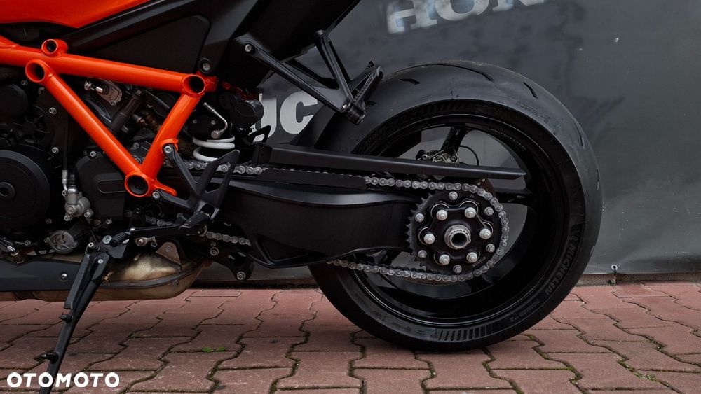 KTM Super Duke - 10