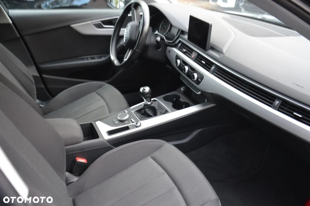 Audi A4 Avant - 5