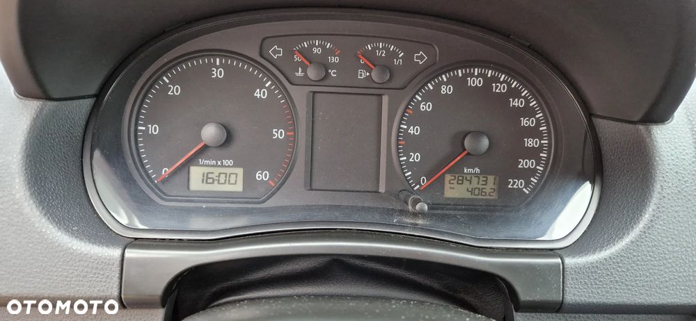 Volkswagen Polo - 11