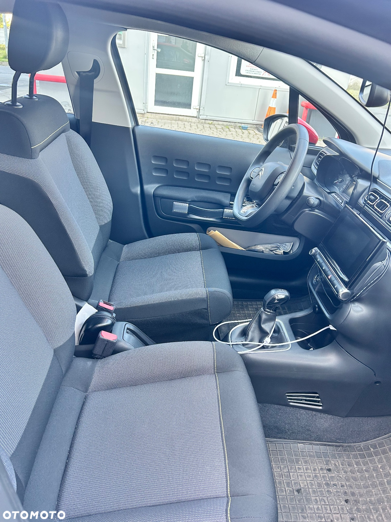 Citroën C3 1.2 PureTech Shine - 6
