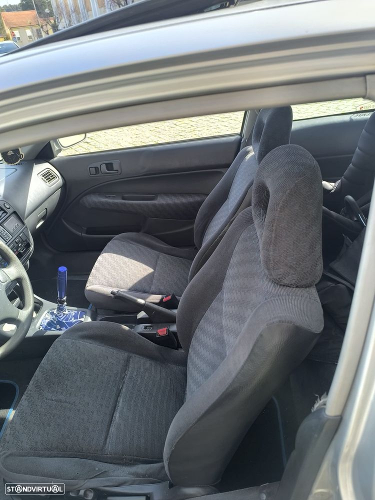 Honda Civic 1.4i S - 5