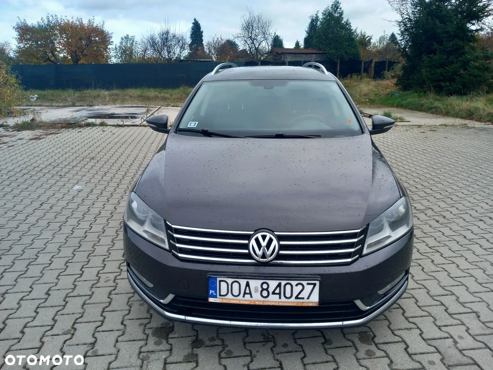 Volkswagen Passat 2.0 TDI Trendline DSG - 2