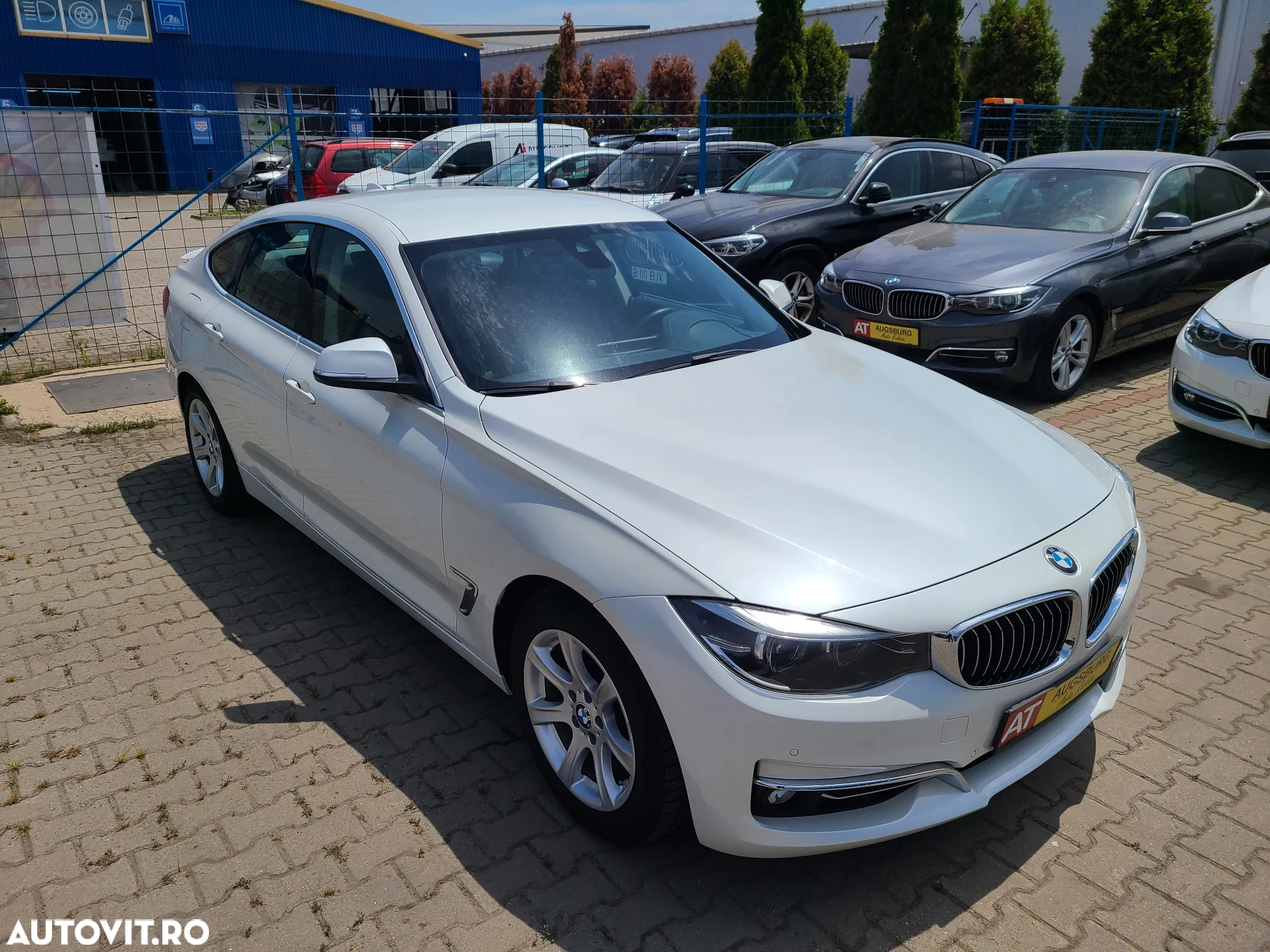 BMW Seria 3 320i GT xDrive AT - 7