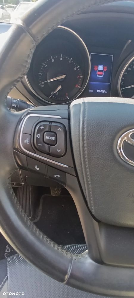 Toyota Avensis 1.8 Prestige - 14