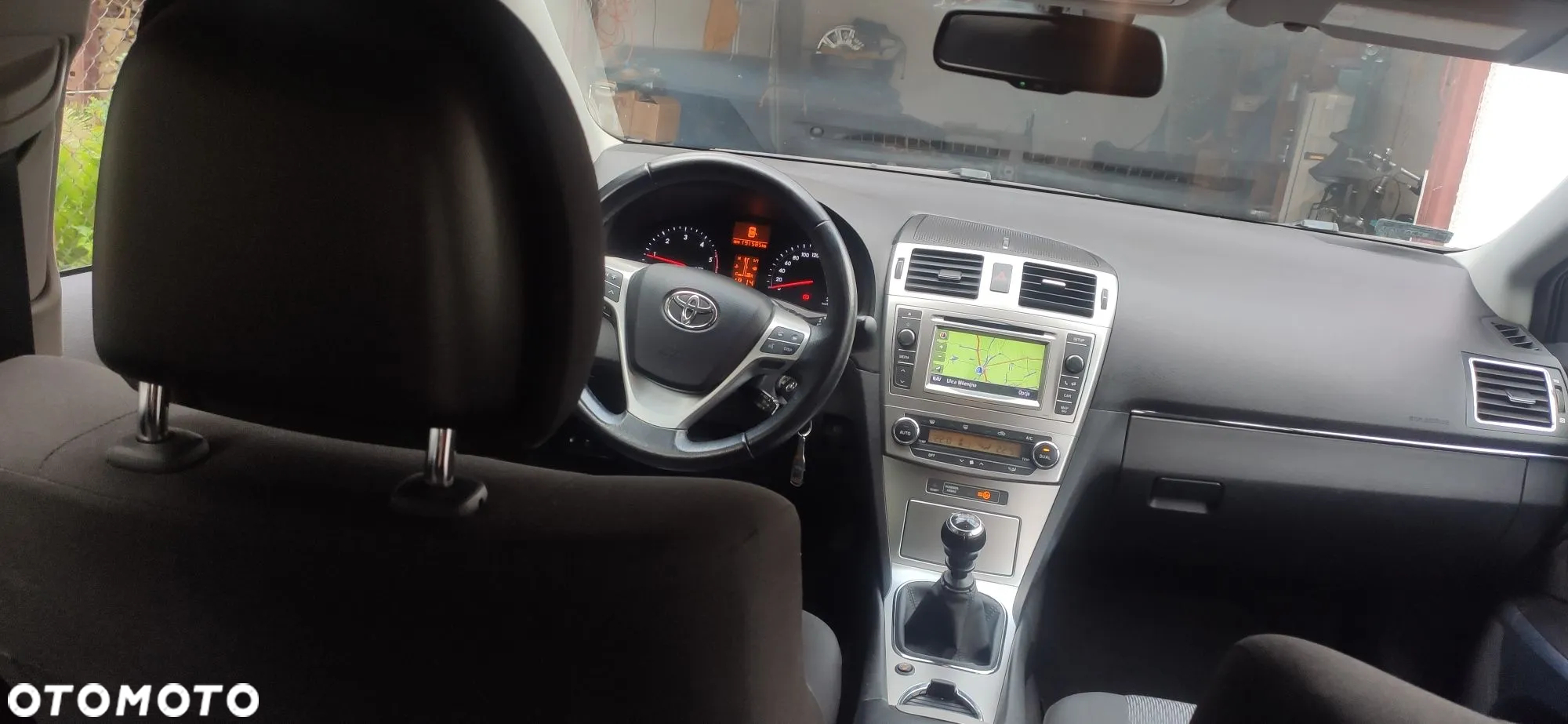 Toyota Avensis 2.0 D-4D Premium - 4