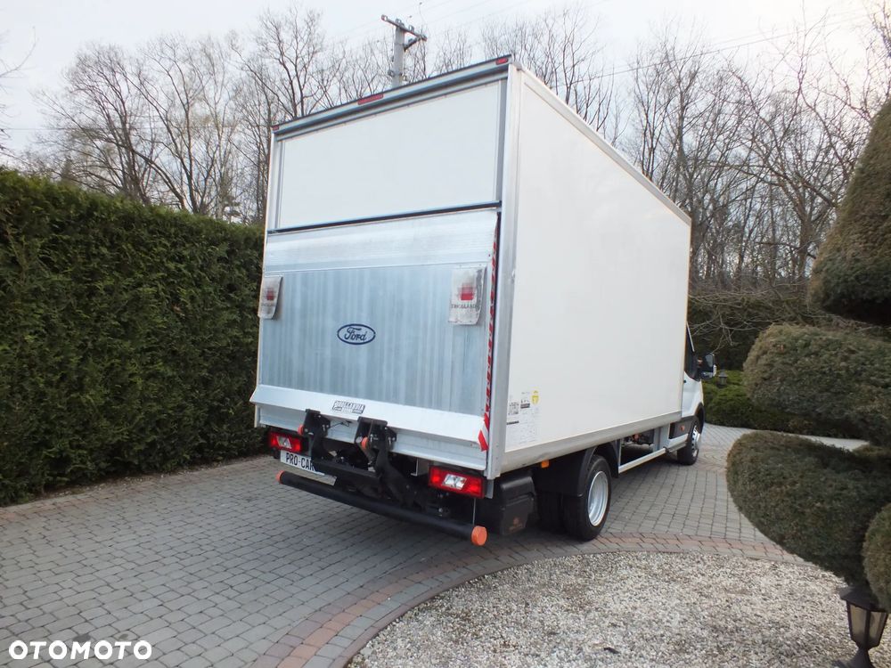 Ford Transit - 4