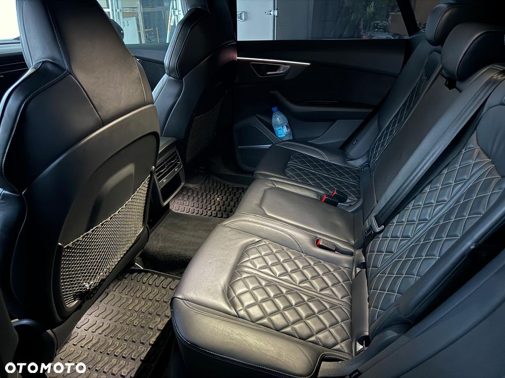 Audi SQ8 - 13