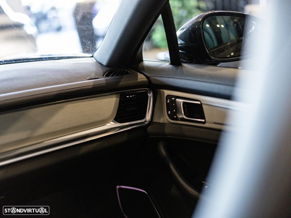 Porsche Panamera Sport Turismo 4 E-Hybrid Platinum Edition - 49