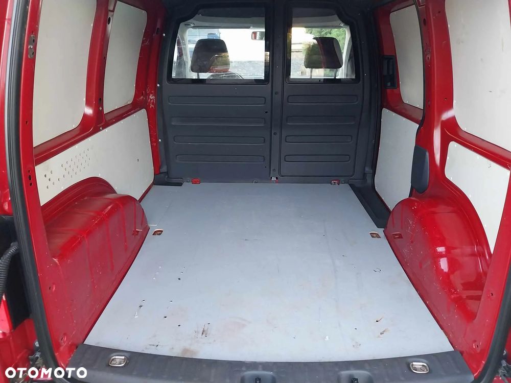 Volkswagen Caddy - 10