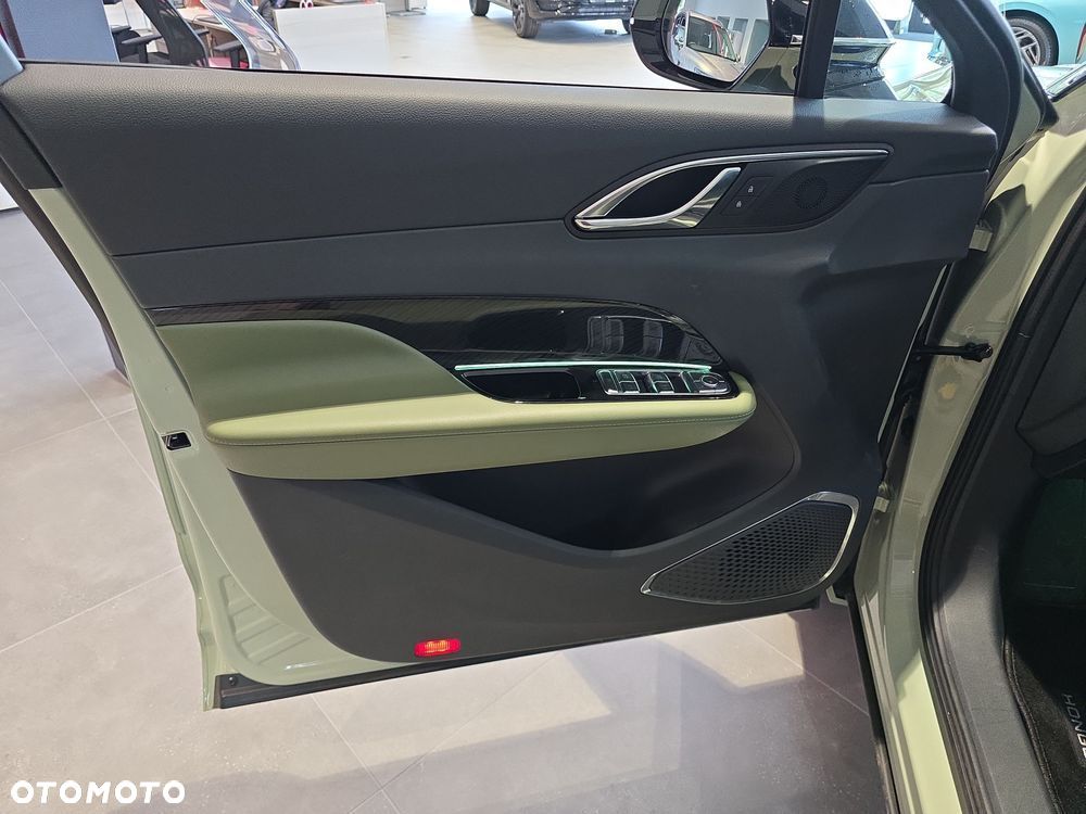 Hongqi HS3 1.5T FWD - 13