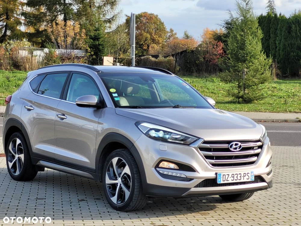 Hyundai Tucson 2.0 CRDI BlueDrive GO Plus 2WD - 24