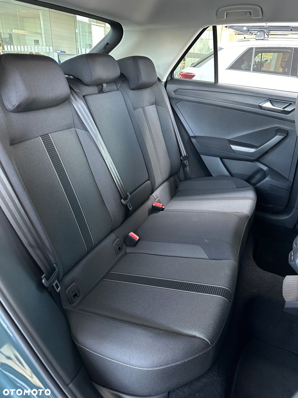 Volkswagen T-Roc - 8