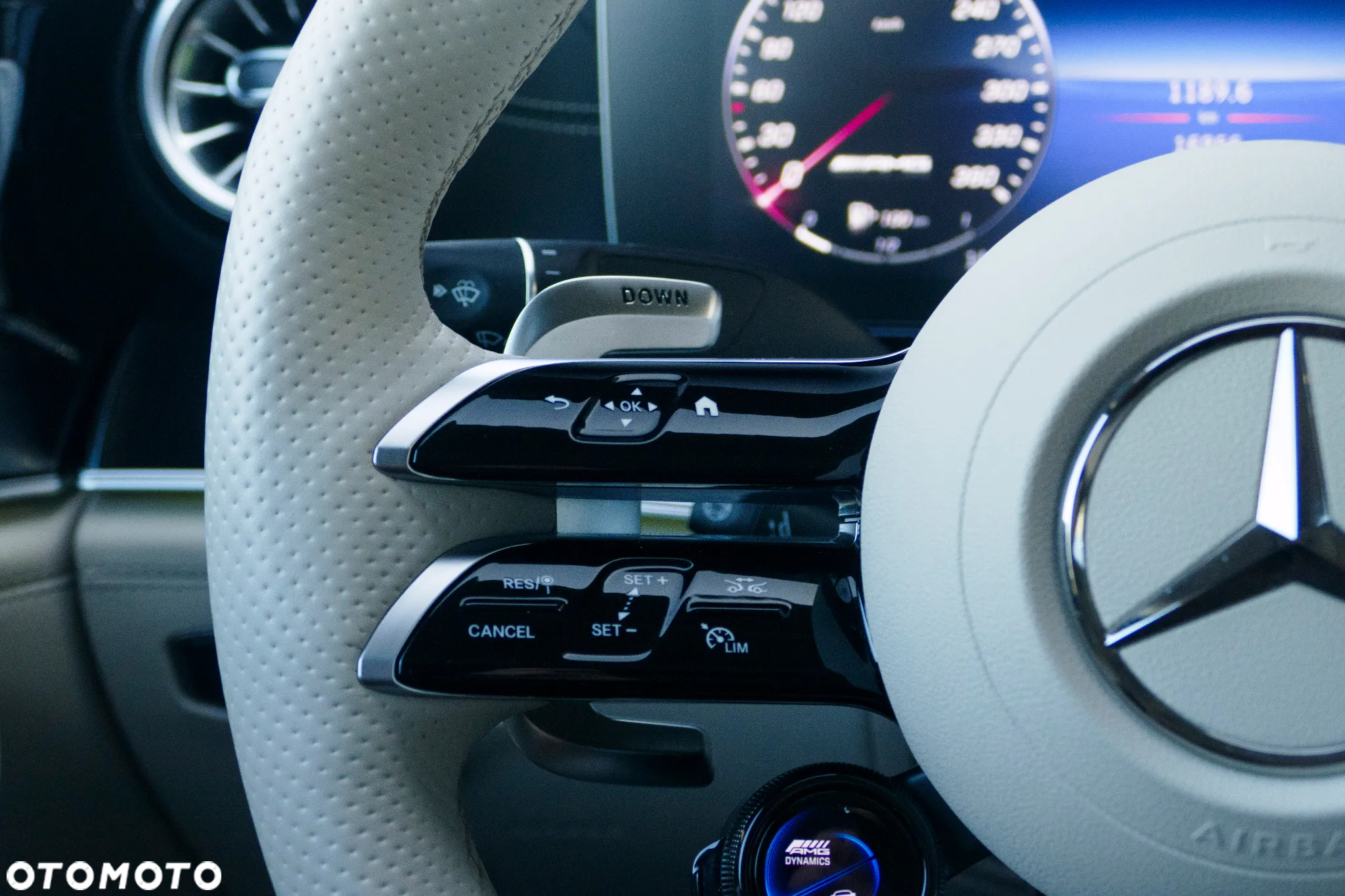 Mercedes-Benz AMG GT - 15