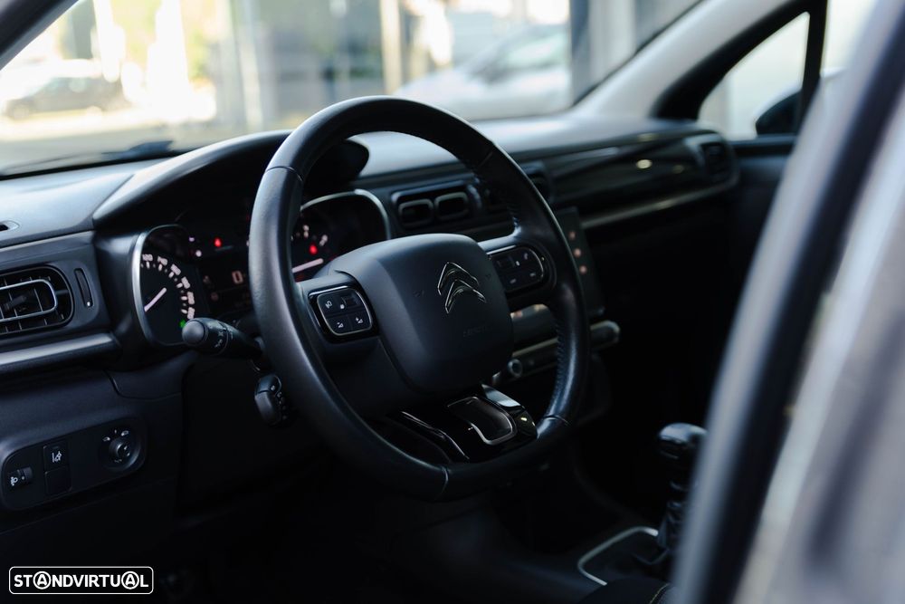 Citroën C3 1.2 PureTech Shine - 9