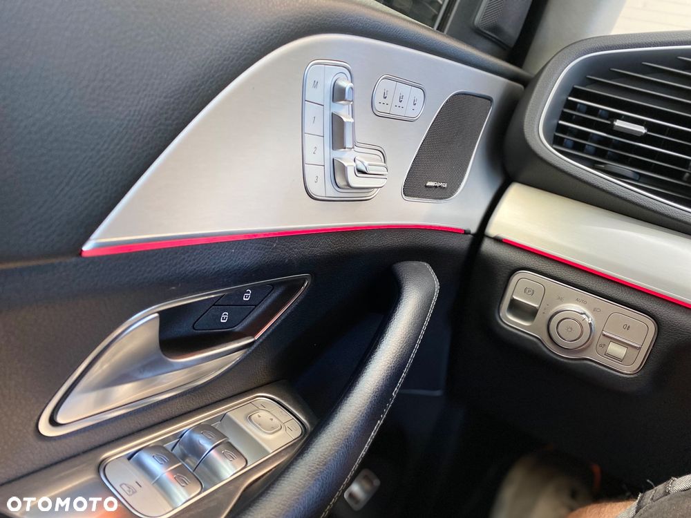 Mercedes-Benz GLE - 28