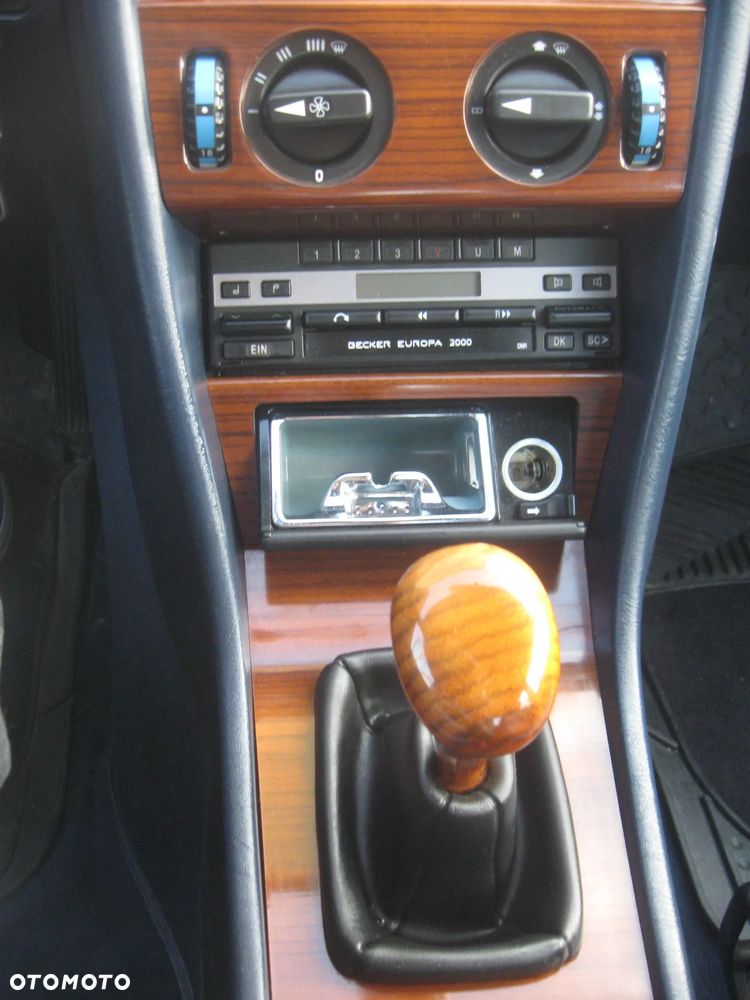 Mercedes-Benz W124 (1984-1993) - 13