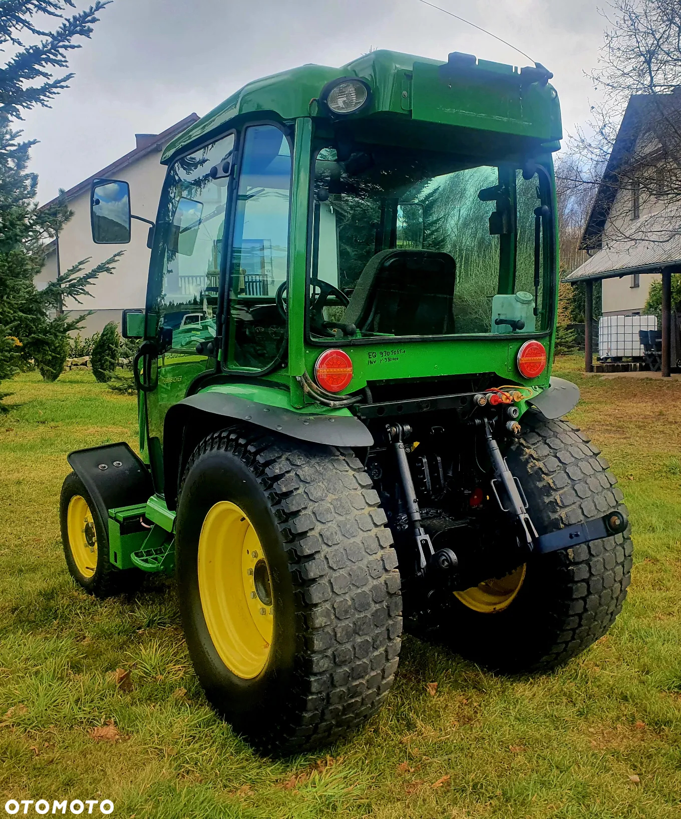 John Deere 3520 - 5