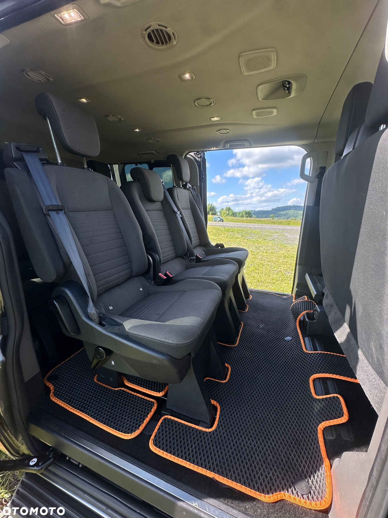 Ford Tourneo Custom - 5