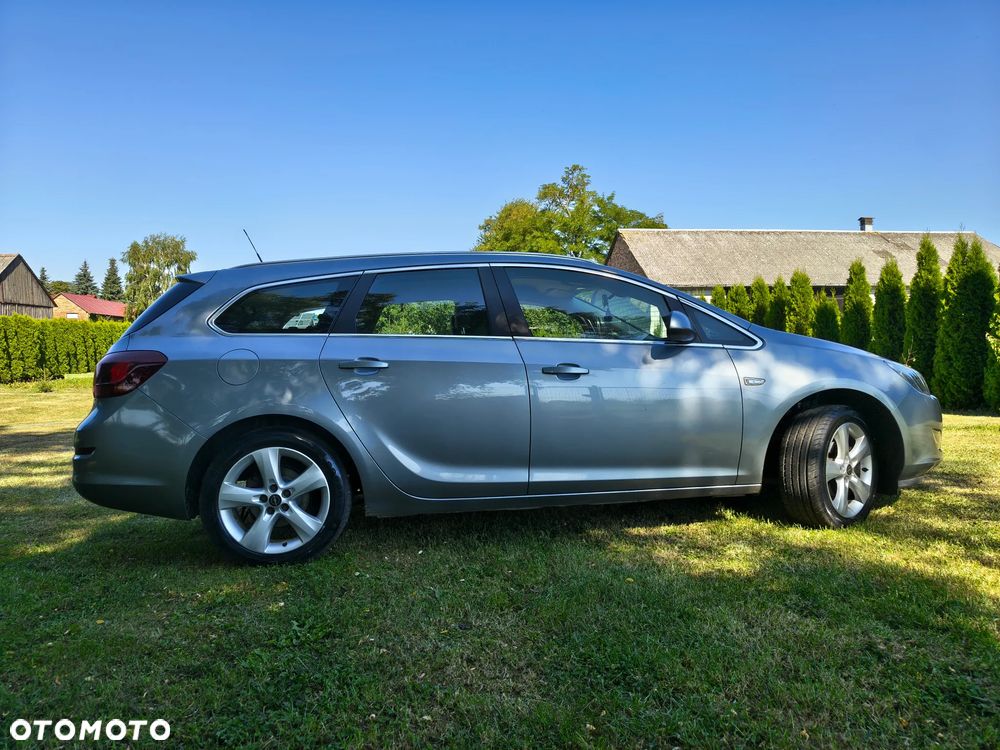 Opel Astra 1.4 T Enjoy - 2