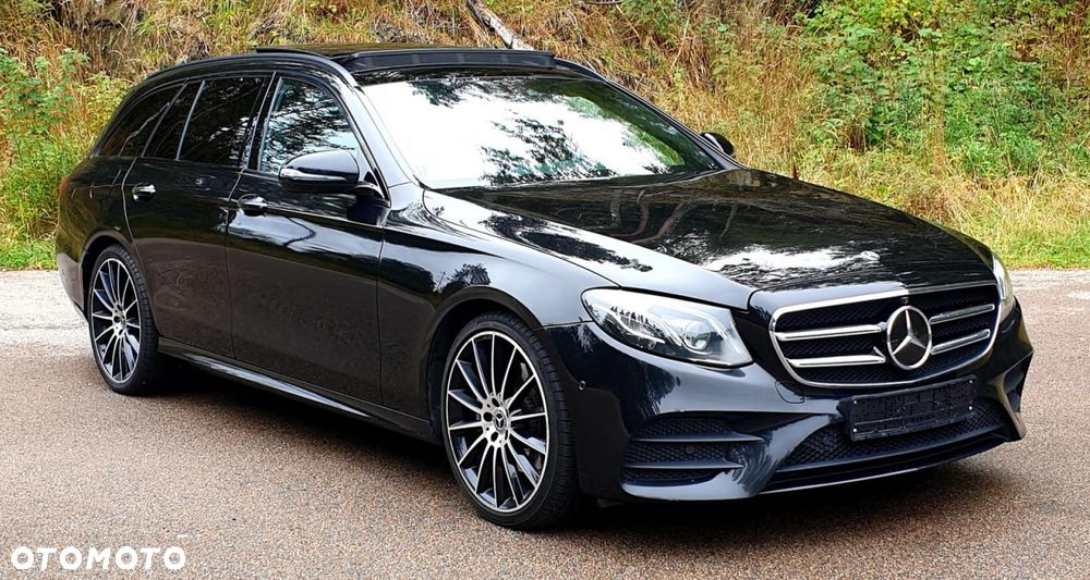 Mercedes-Benz Klasa E 200 9G-TRONIC AMG Line - 9