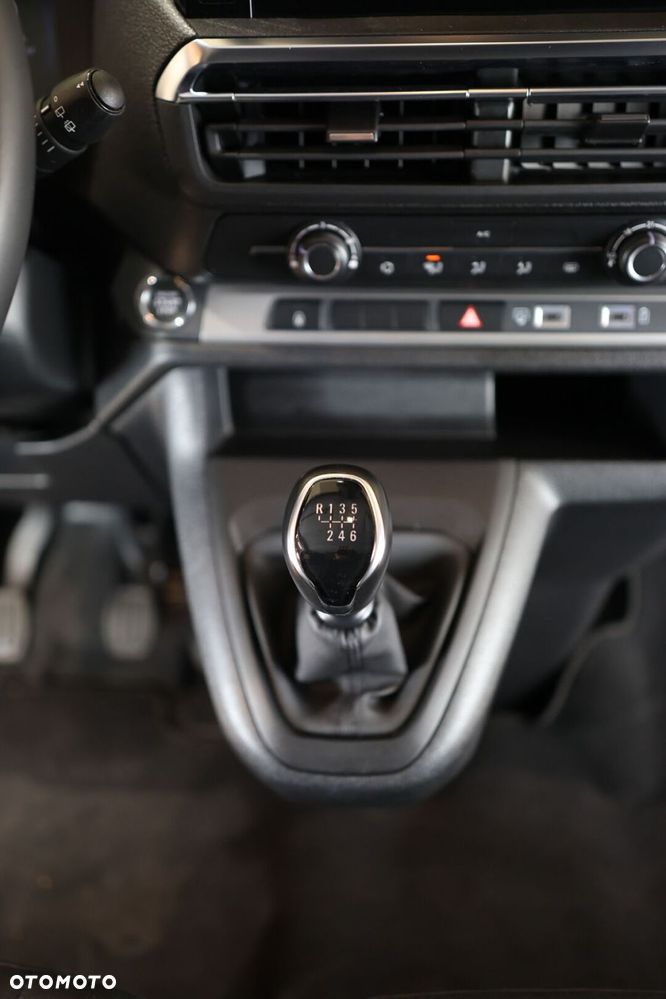 Toyota Proace Verso 2.0 D4-D Long Business - 26