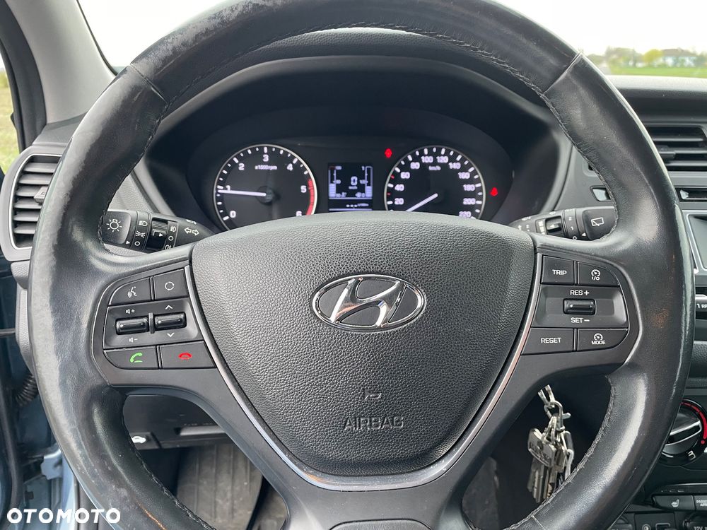 Hyundai i20 1.1 CRDi BlueDrive Elegant - 17