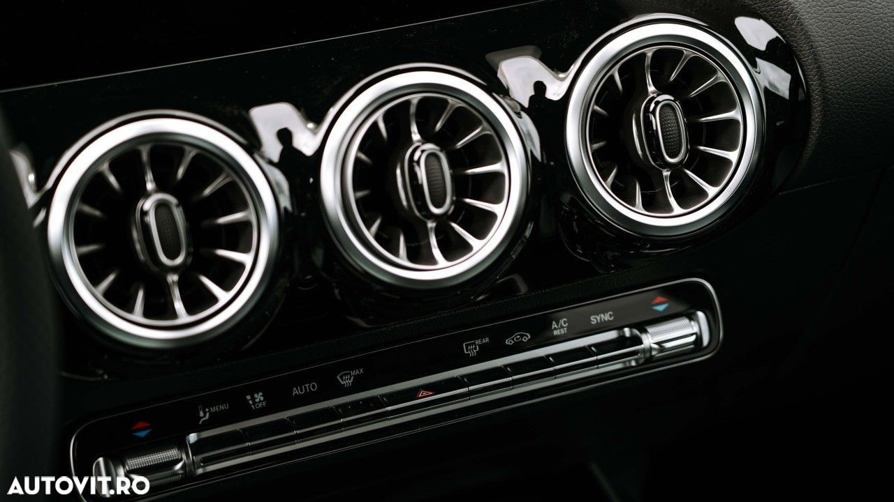 Mercedes-Benz GLA - 19