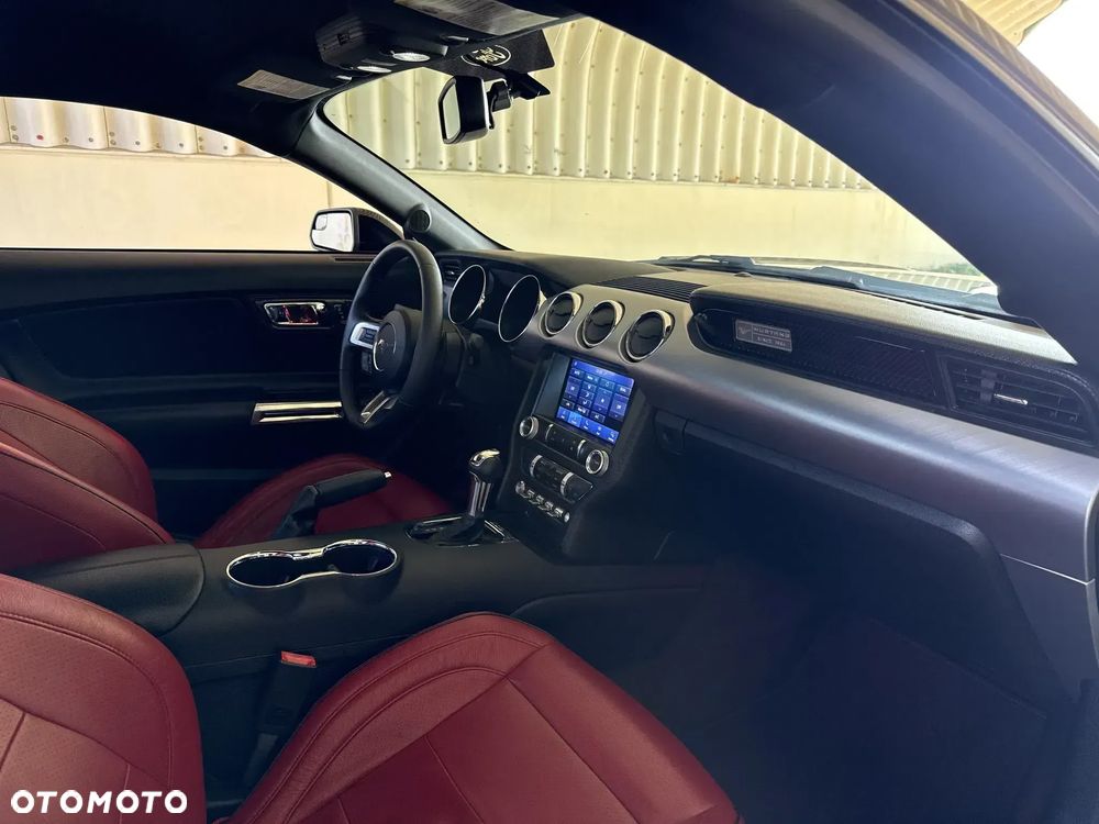 Ford Mustang 3.7 V6 Premium - 26
