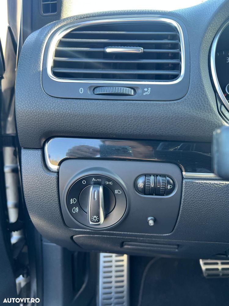 Volkswagen Golf 2.0 DPF GTD DSG - 4