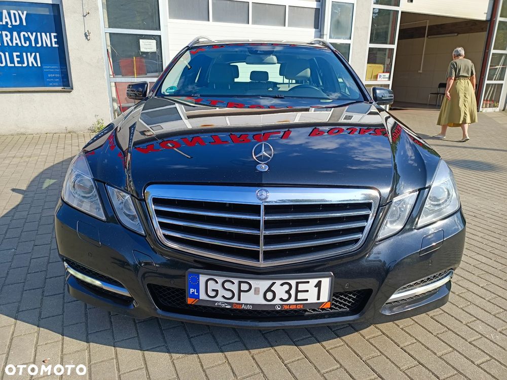 Mercedes-Benz Klasa E 200 T CGI BlueEFFICIENCY 7G-TRONIC Avantgarde - 11