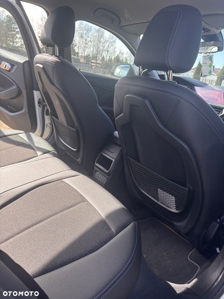 BMW Seria 1 118i - 10