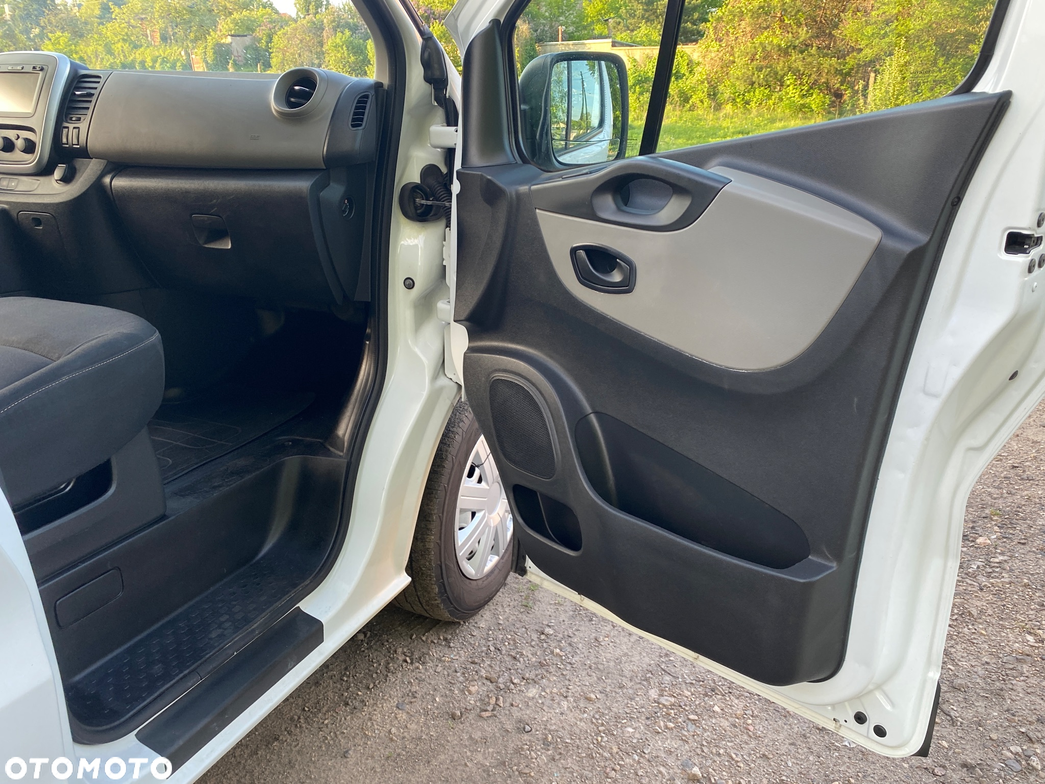 Renault TRAFIC - 19