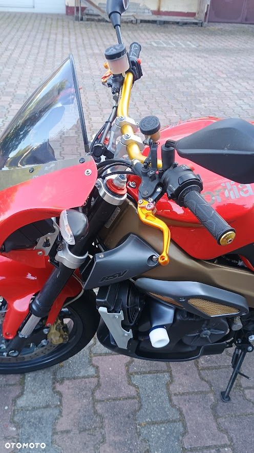 Aprilia Tuono - 14