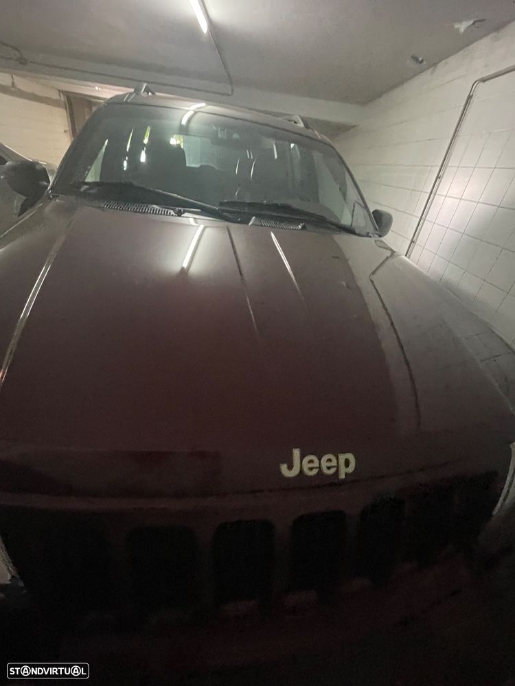 Jeep Grand Cherokee - 3