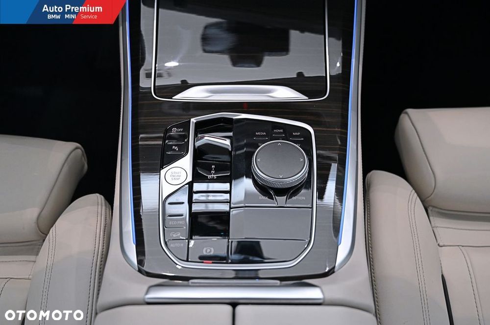 BMW X5 xDrive30d mHEV - 17