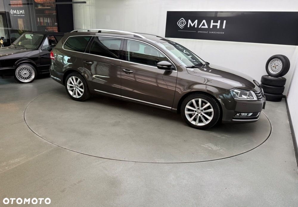 Volkswagen Passat - 14