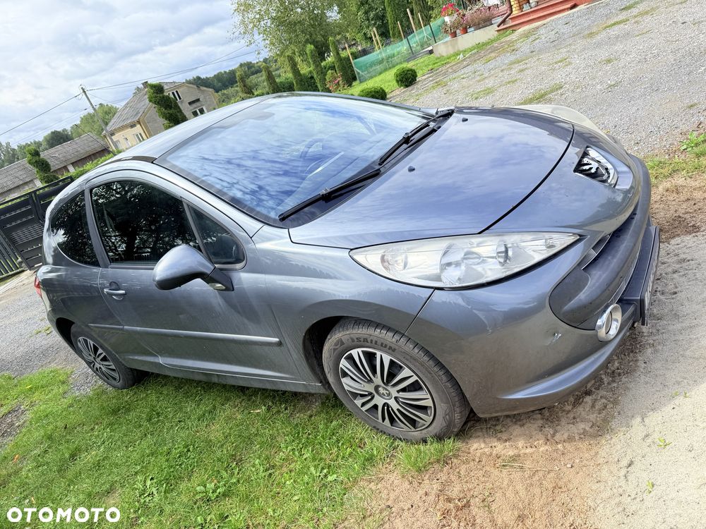 Peugeot 207 - 2