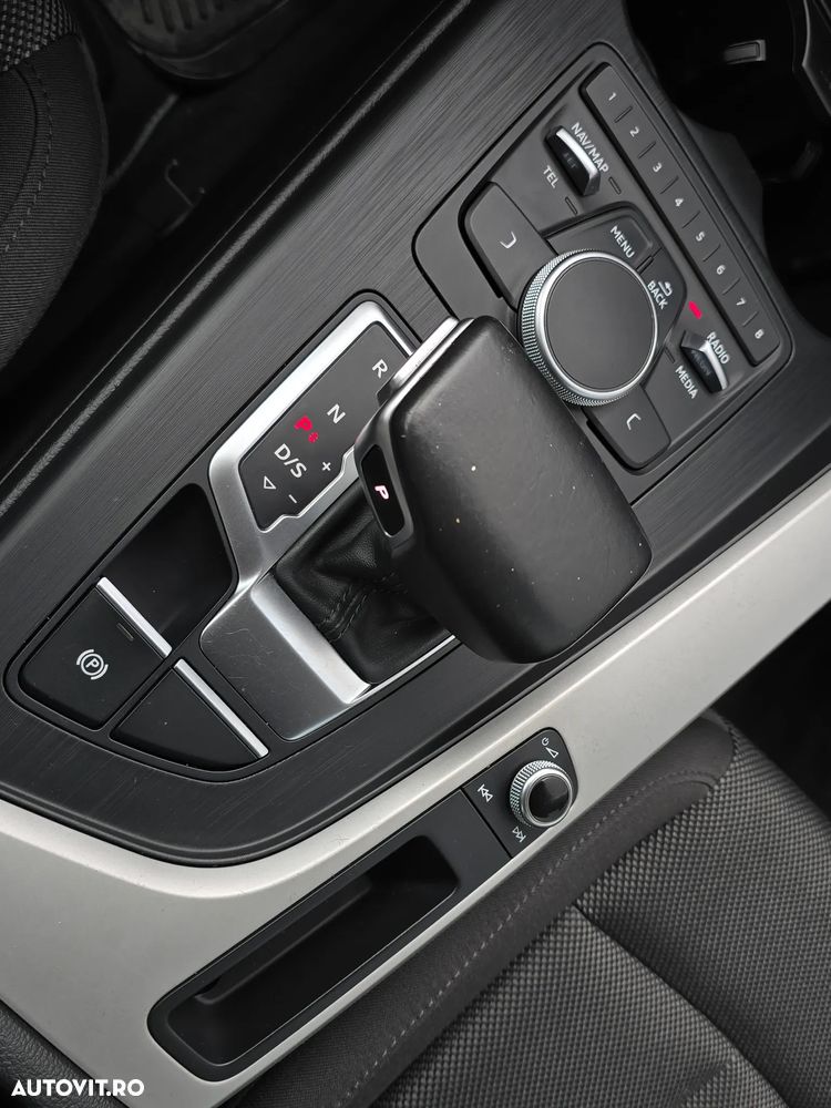 Audi A4 2.0 TDI DPF clean multitronic Ambiente - 12