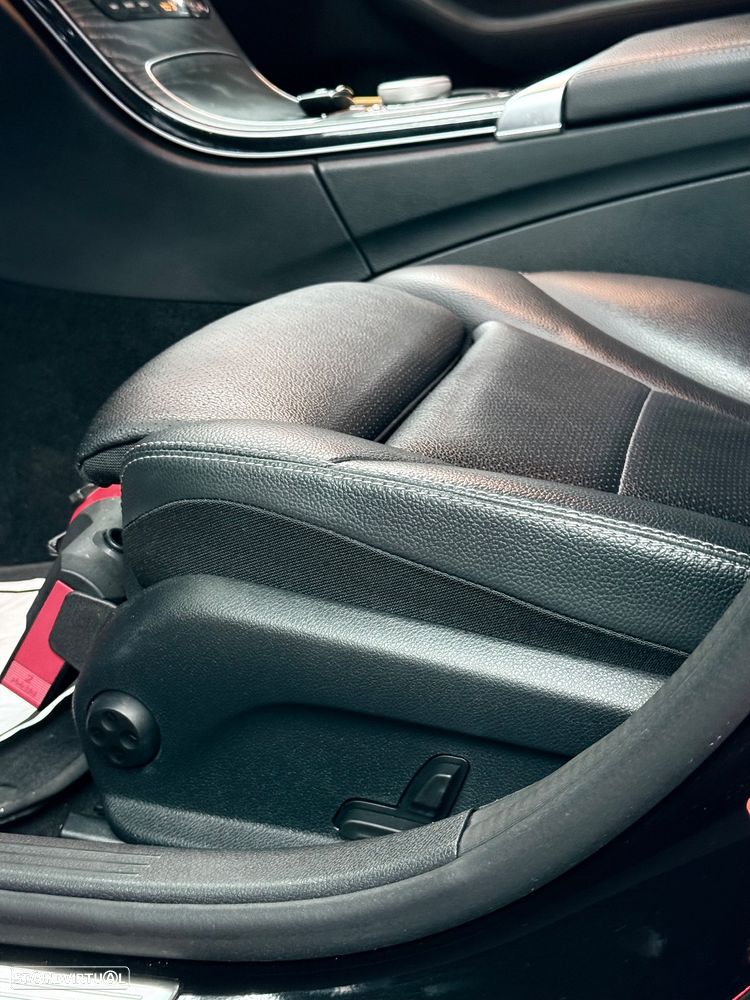 Mercedes-Benz C 300 de AMG Line - 22