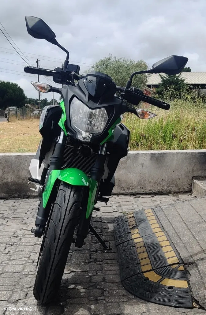 Kawasaki Z 125 - 6
